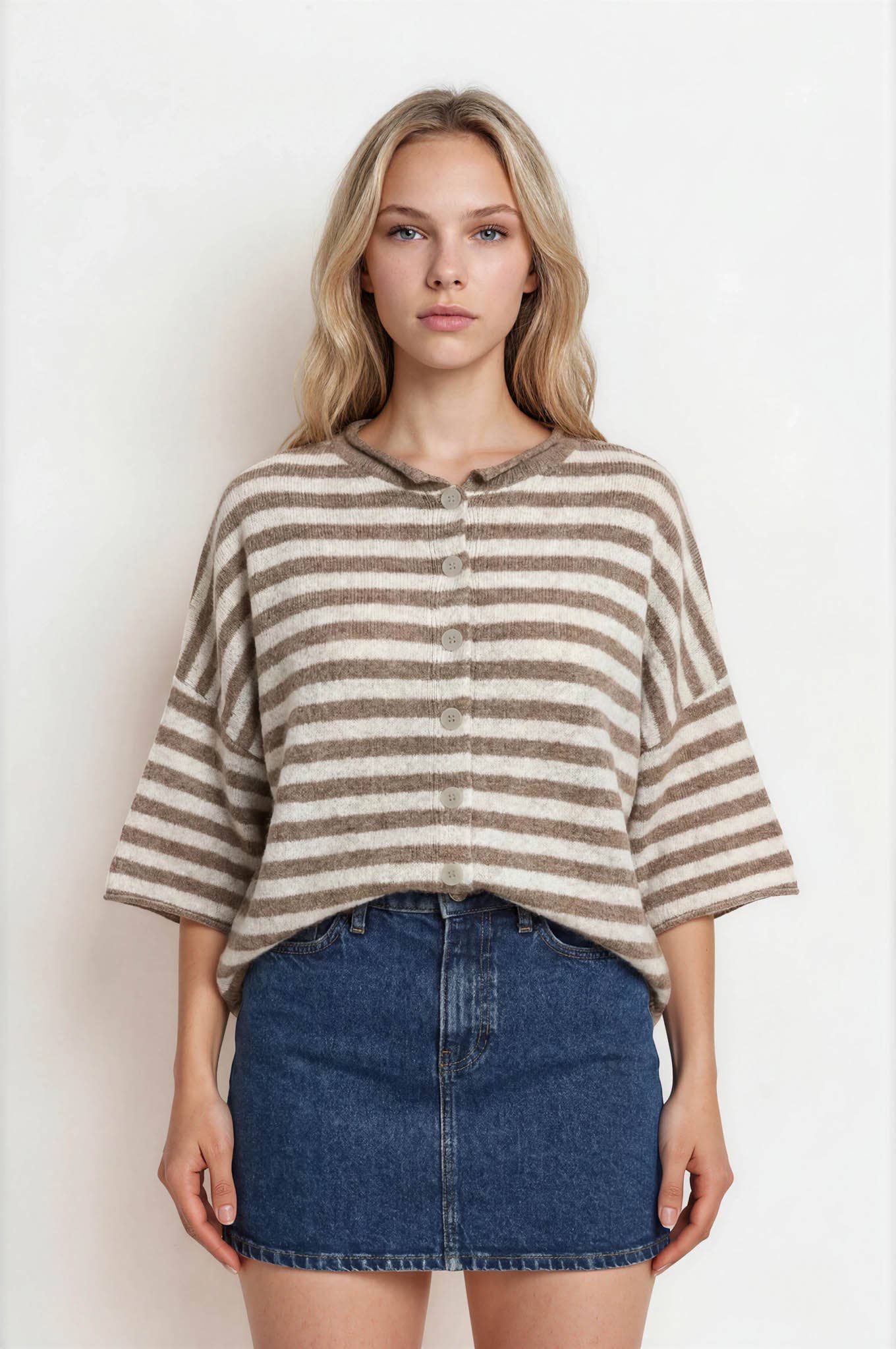 STRIPE RAW EDGE SHORT SLEEVE BUTTON DOWN CARDIGAN
