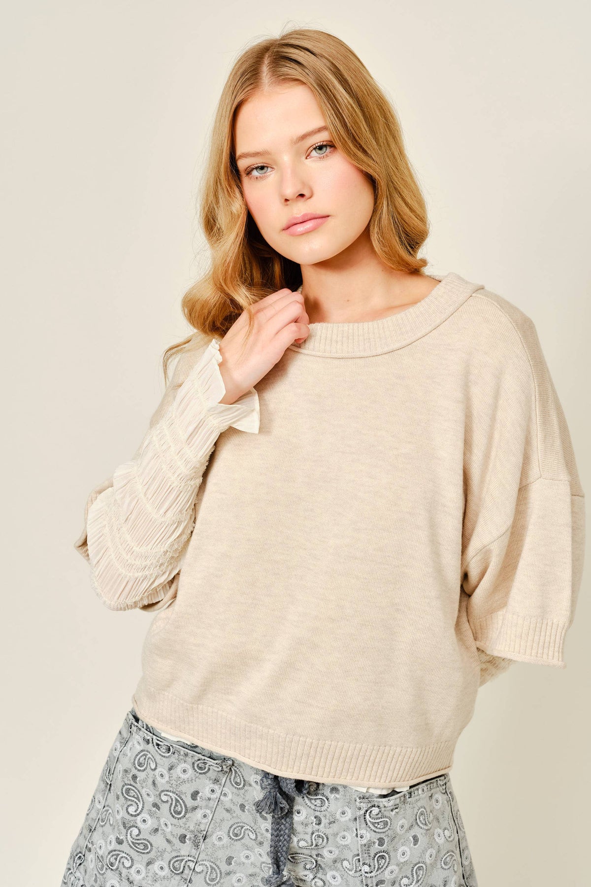 SOFT WOOL SWEATER TOP