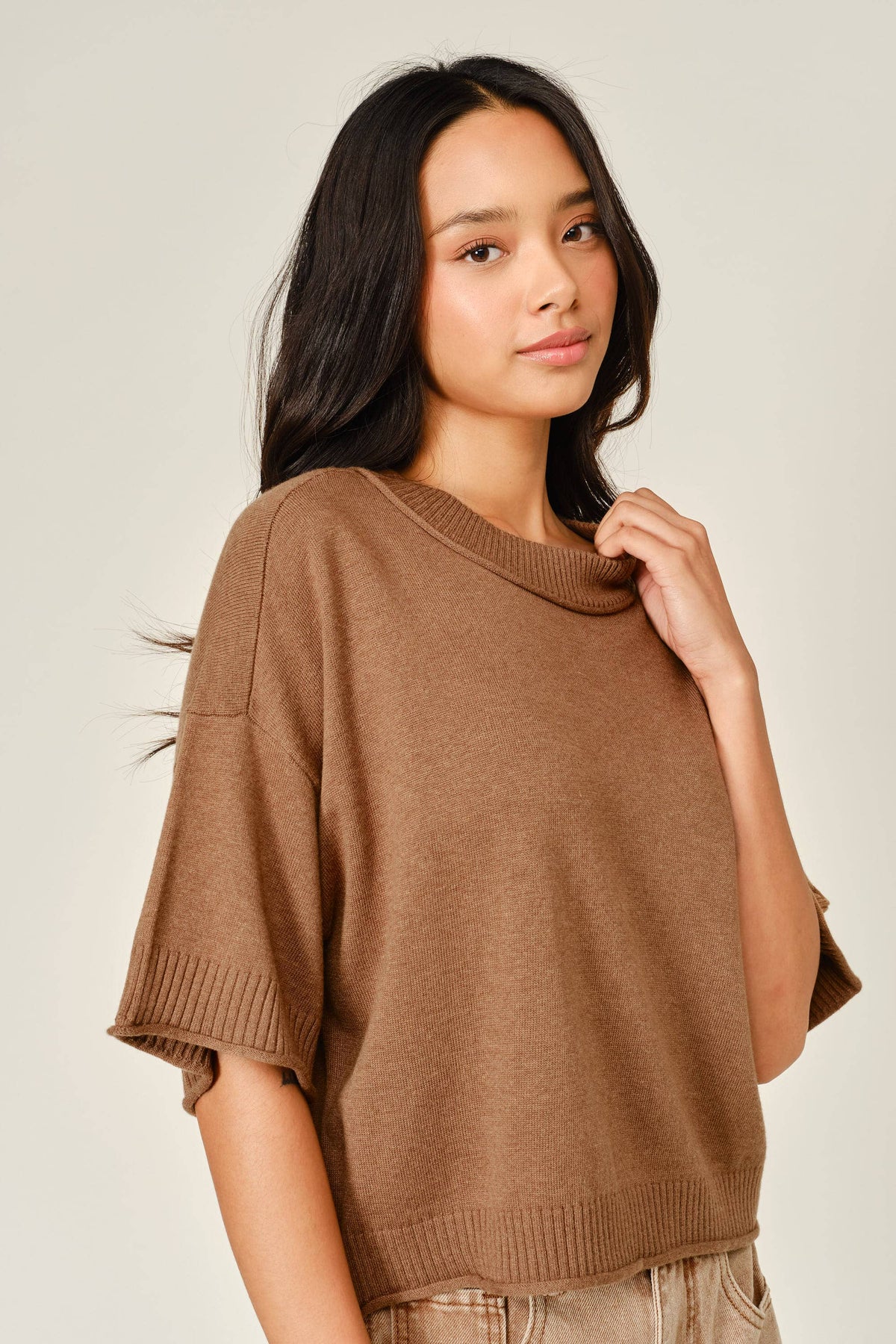 SOFT WOOL SWEATER TOP