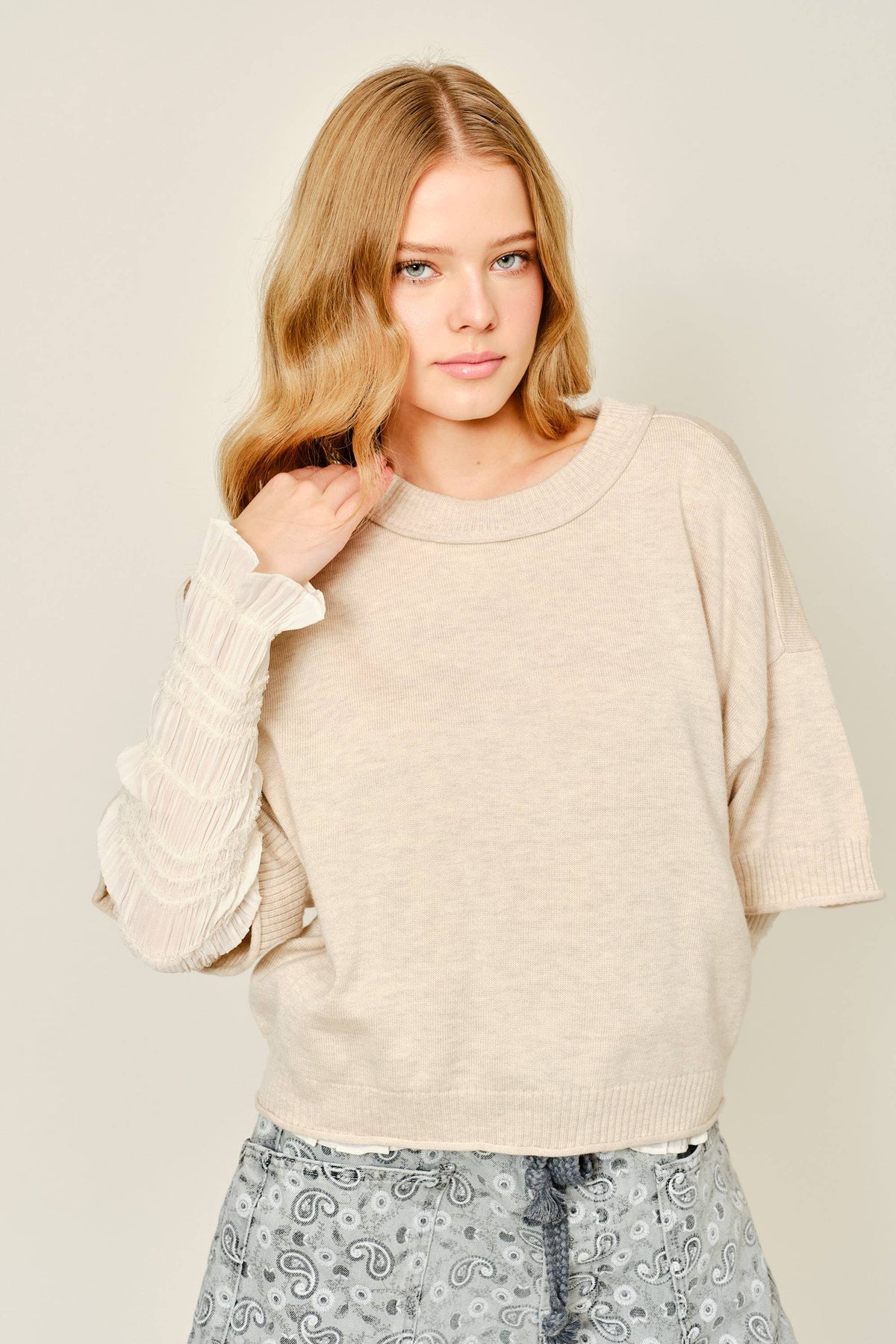 SOFT WOOL SWEATER TOP