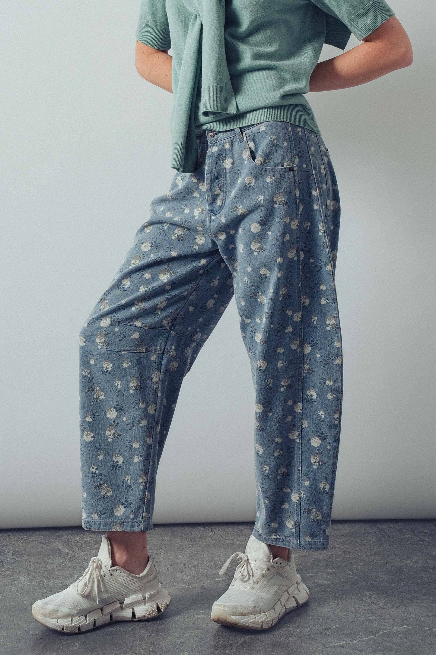 Floral Print Relaxed Fit Denim Pants